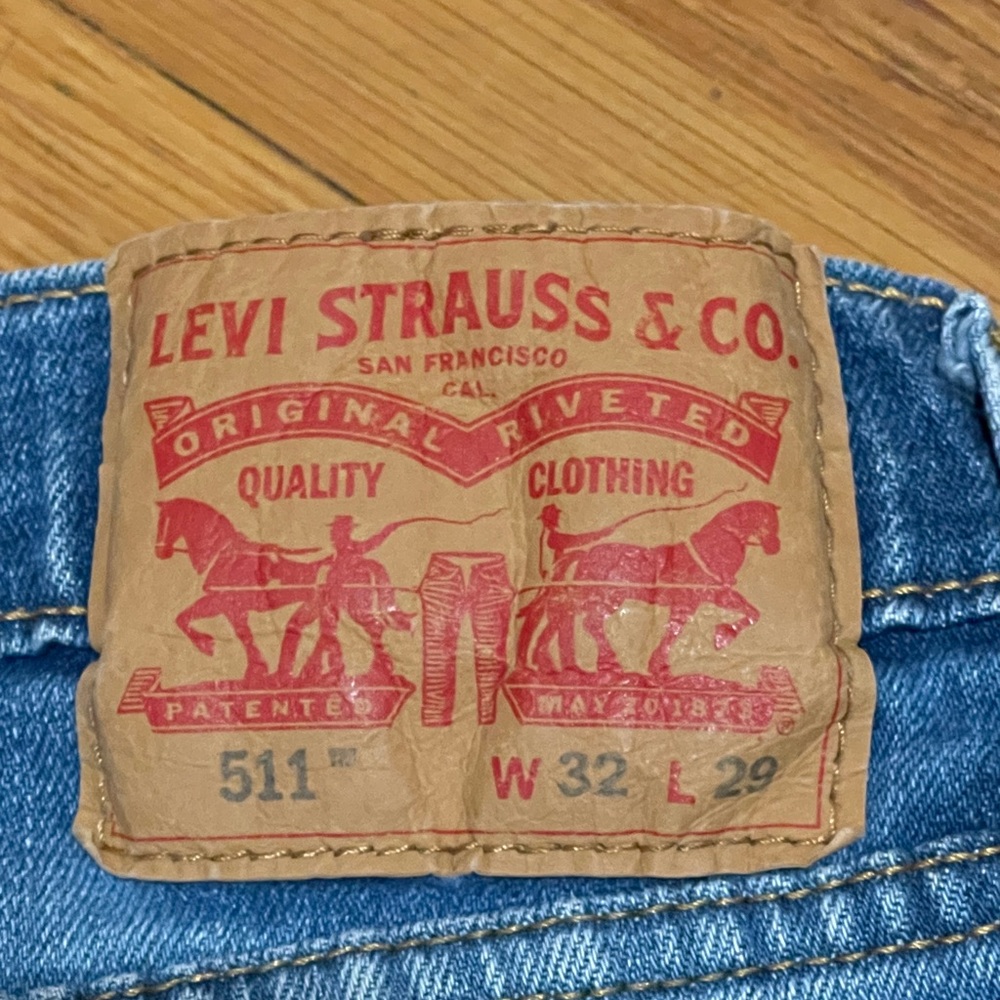 LEVI’S - Picture 2 of 3